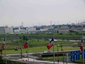 半旗の横浜F・マリノスフラッグ