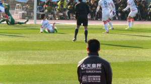 中澤佑二のボンバーヘッド