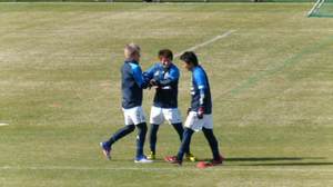 横浜F・マリノス小林祐三、兵藤慎剛、中町公祐